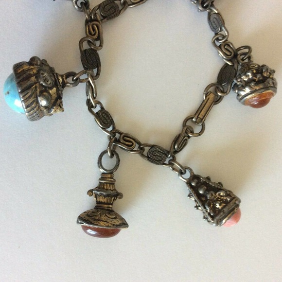 Vintage Chunky Fob Charm Bracelet Ornate Stones - Picture 4 of 9
